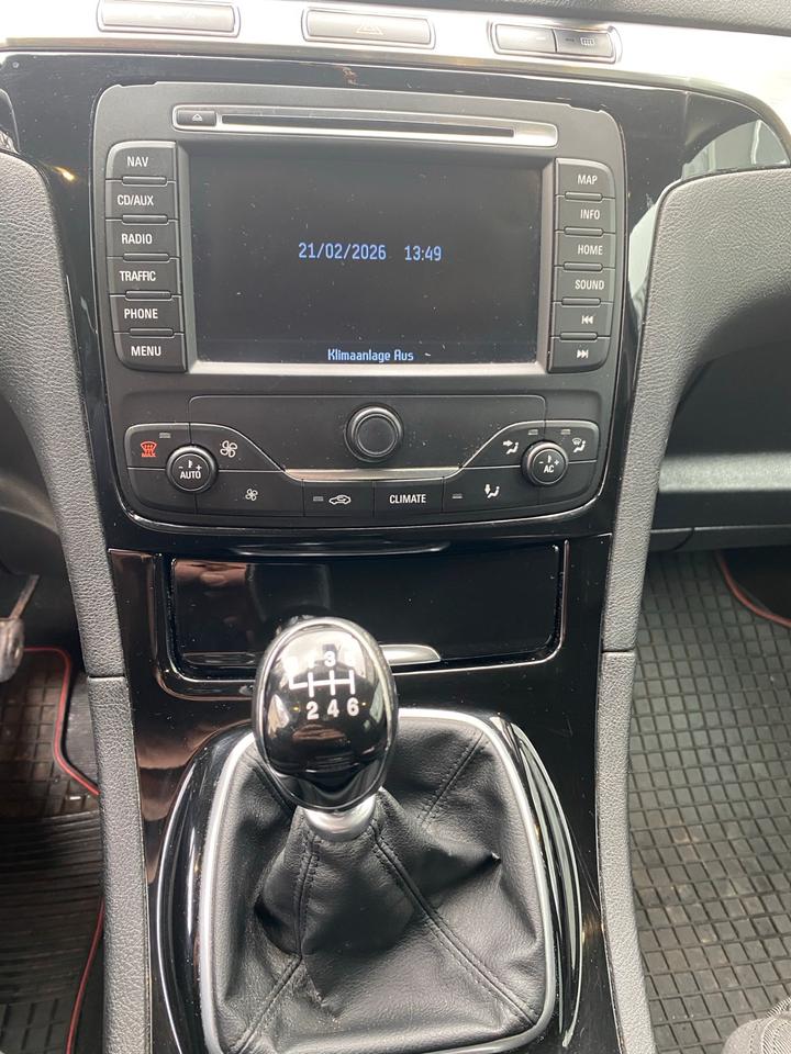 Ford S-Max 2014 — photo 9