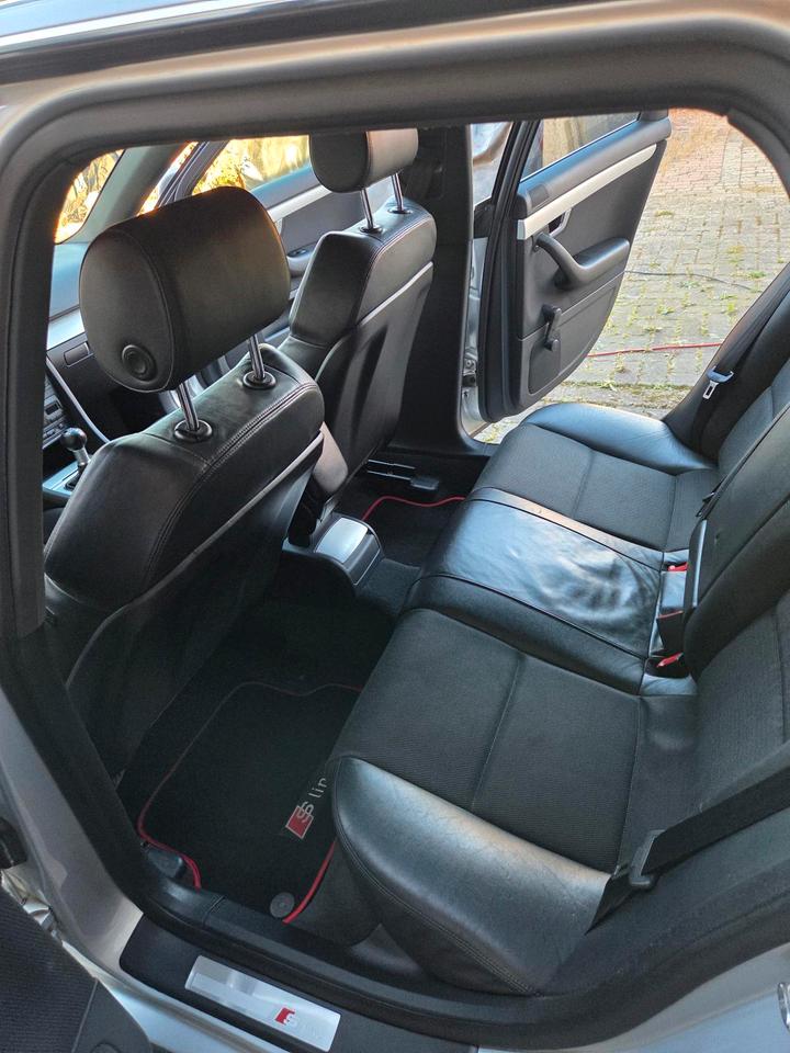 Audi A4 2005 — photo 11