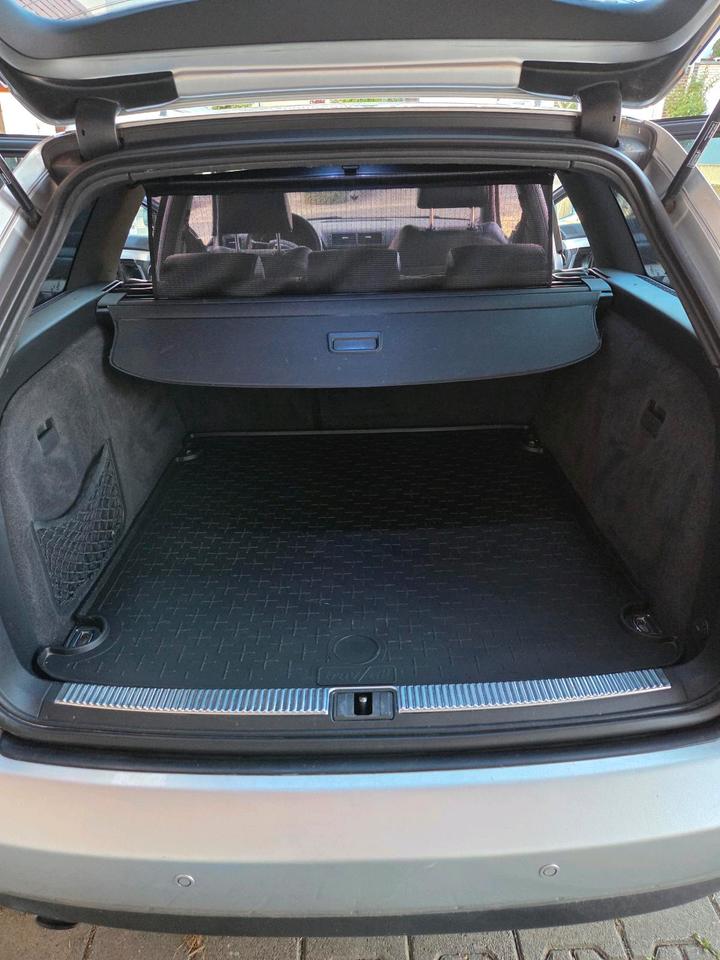 Audi A4 2005 — photo 13