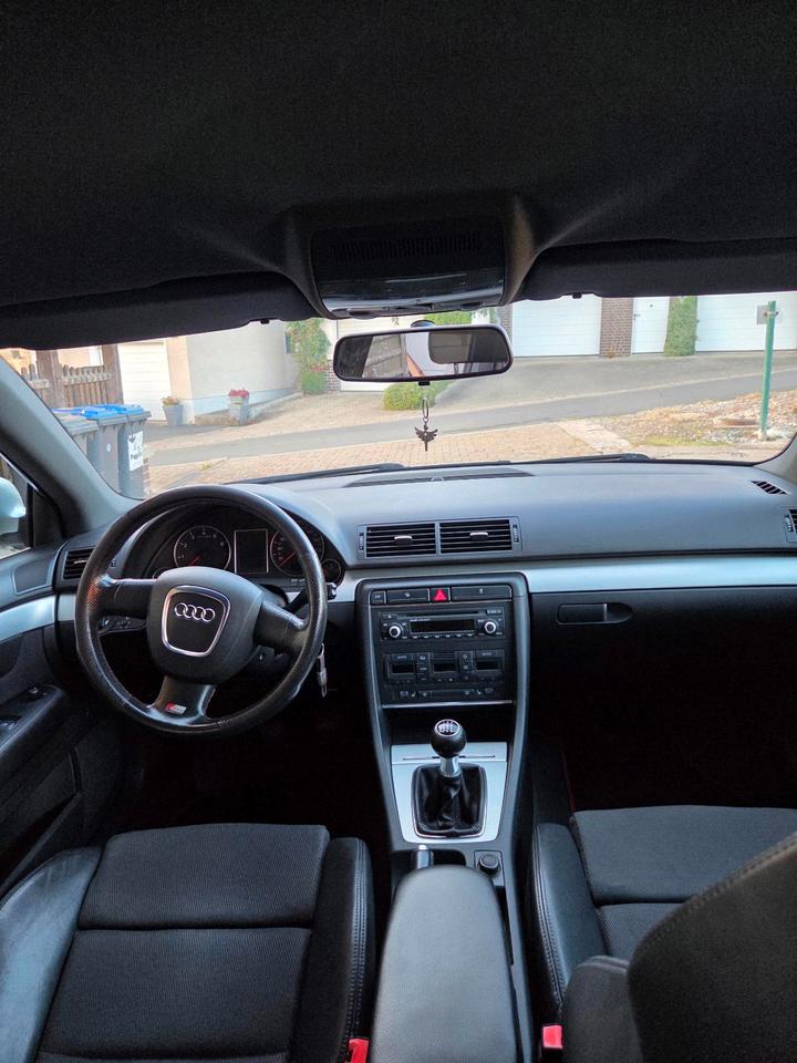 Audi A4 2005 — photo 6
