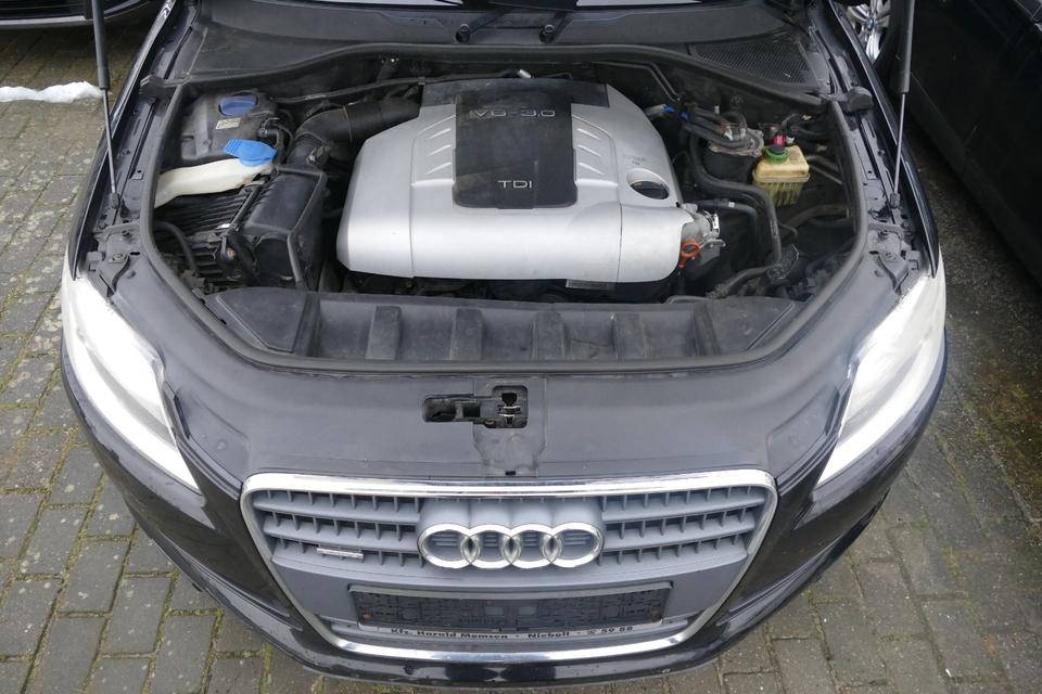 Audi Q7 2007 — photo 17