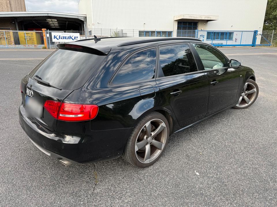 Audi A4 2011 — photo 5