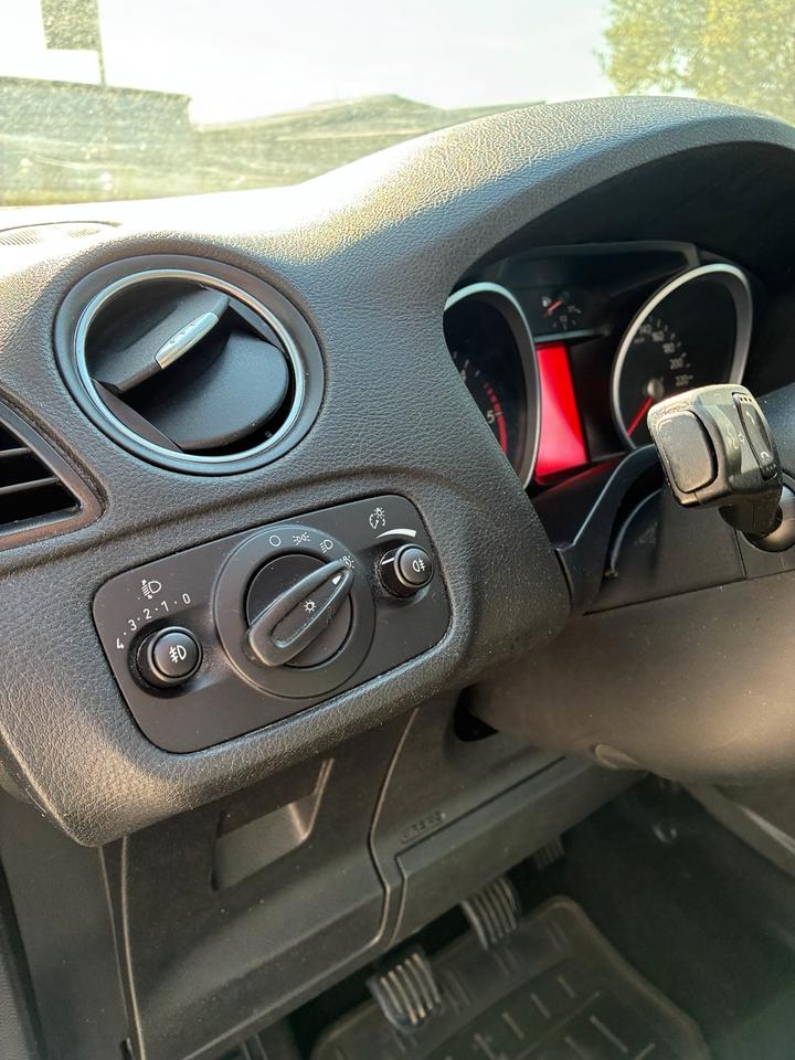 Ford S-Max 2014 — photo 9