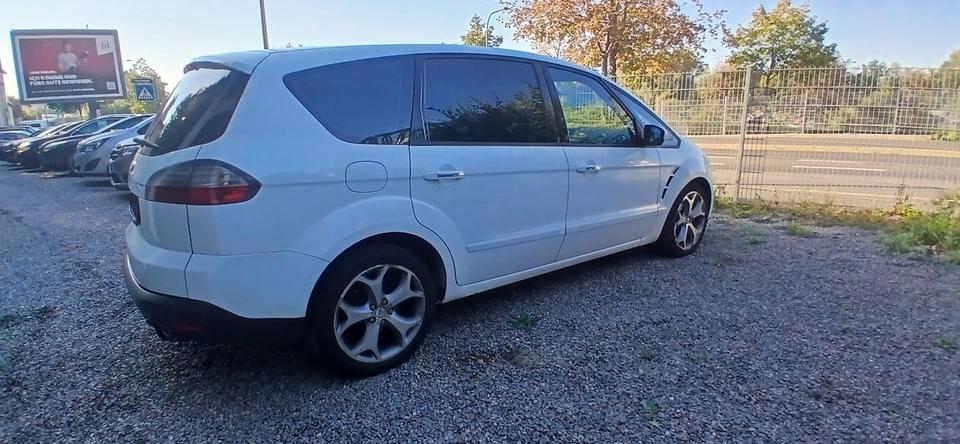 Ford S-Max 2009 — engine