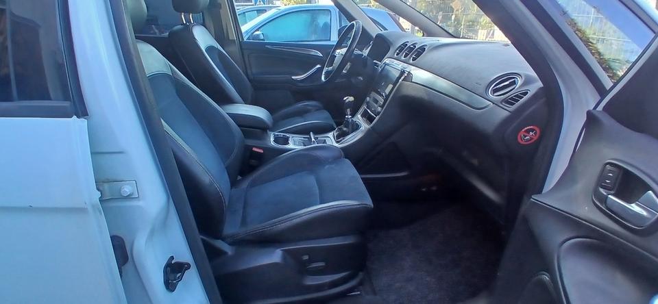 Ford S-Max 2009 — photo 6