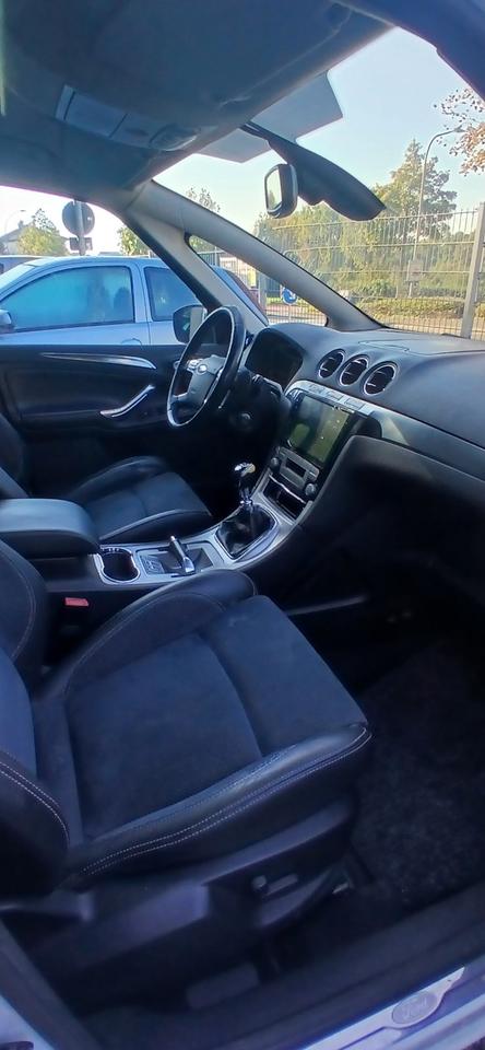 Ford S-Max 2009 — photo 7