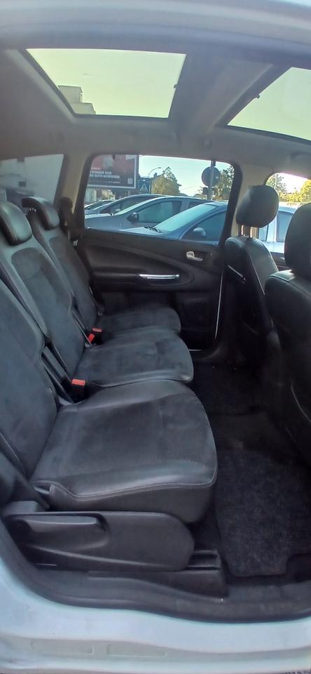 Ford S-Max 2009 — photo 8
