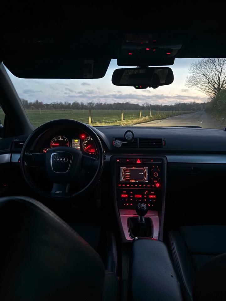 Audi A4 2006 — photo 6
