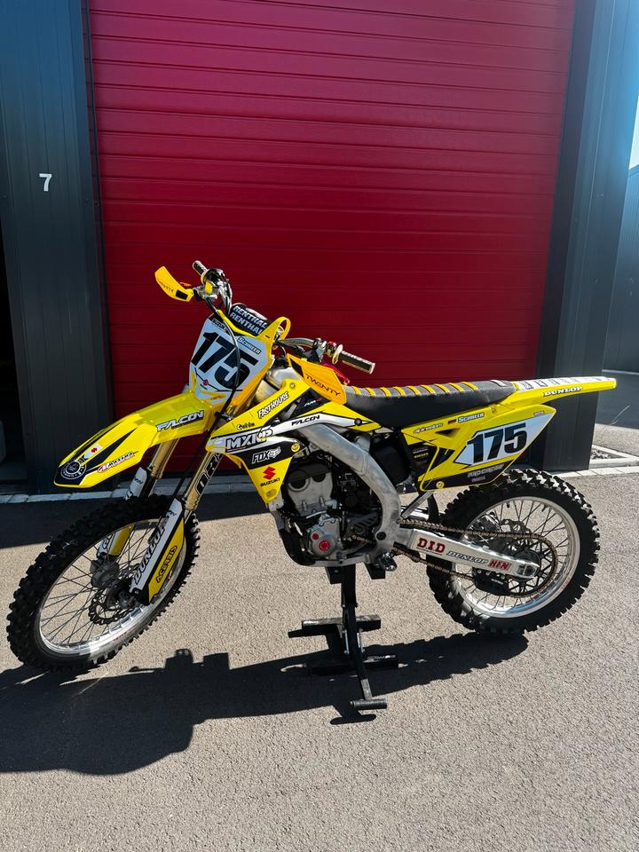 Suzuki Motocross Suzuki RM-Z 250 2015 — vehicle for AFU Ukraine