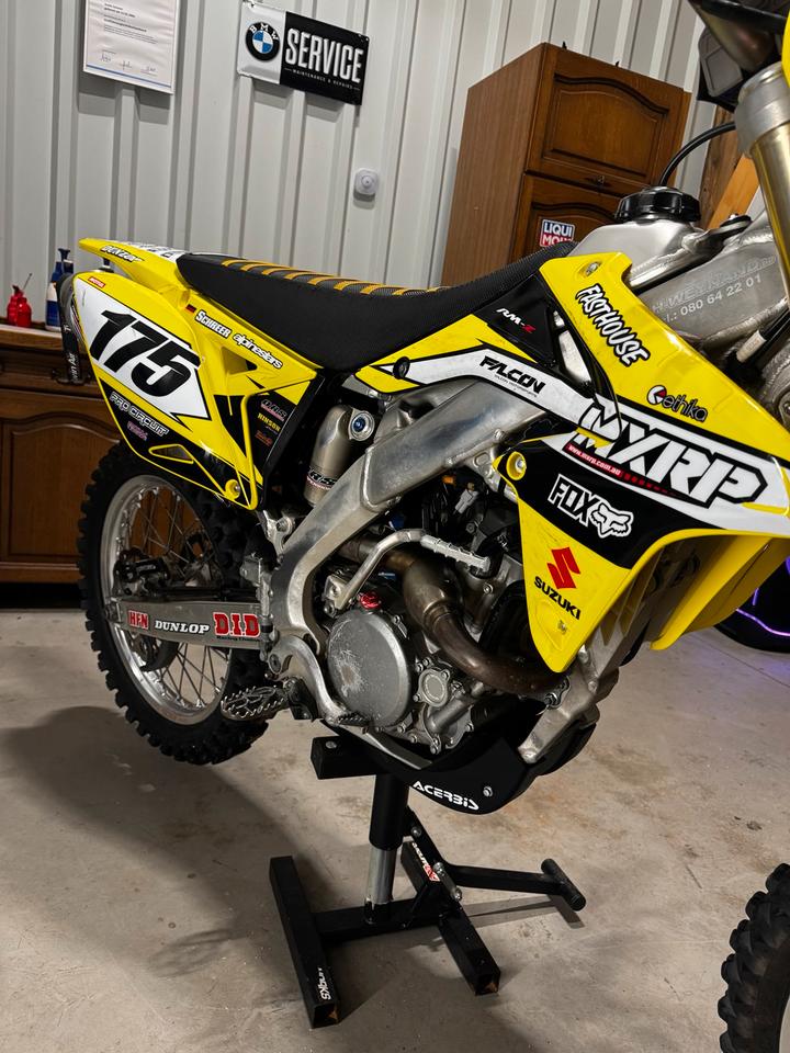 Suzuki Motocross Suzuki RM-Z 250 2015 — photo 6