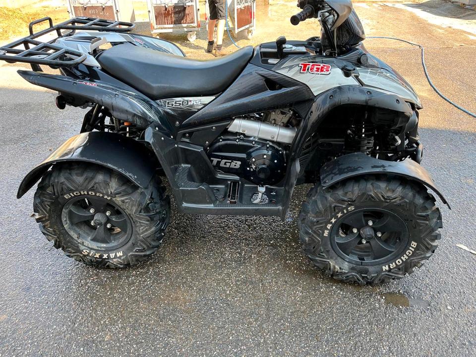 Weitere Motorräder Gelöscht • TGB Target 550 , Quad mit Koffer 2011 — vehicle for AFU Ukraine