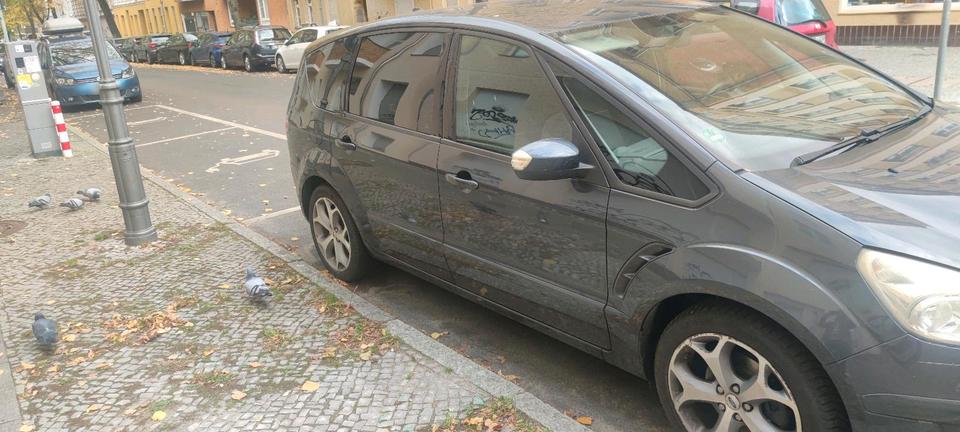 Ford C-Max 2007 — салон
