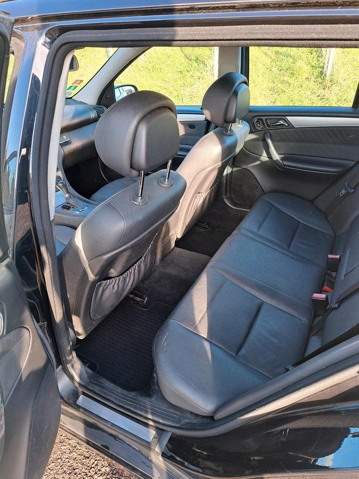 Mercedes Benz C 220 2007 — photo 5