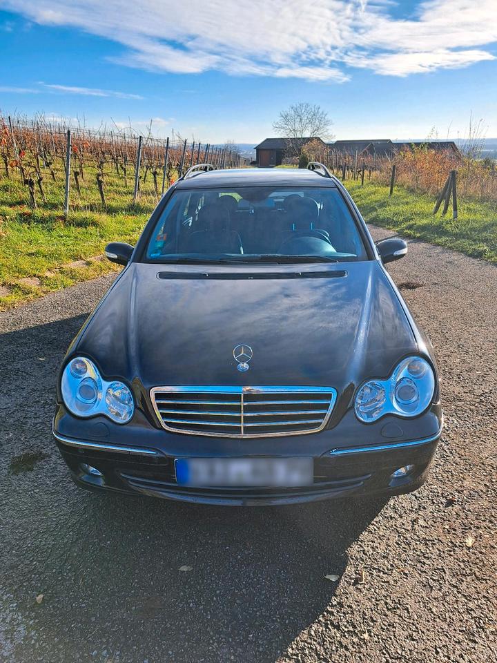 Mercedes Benz C 220 2007 — photo 8