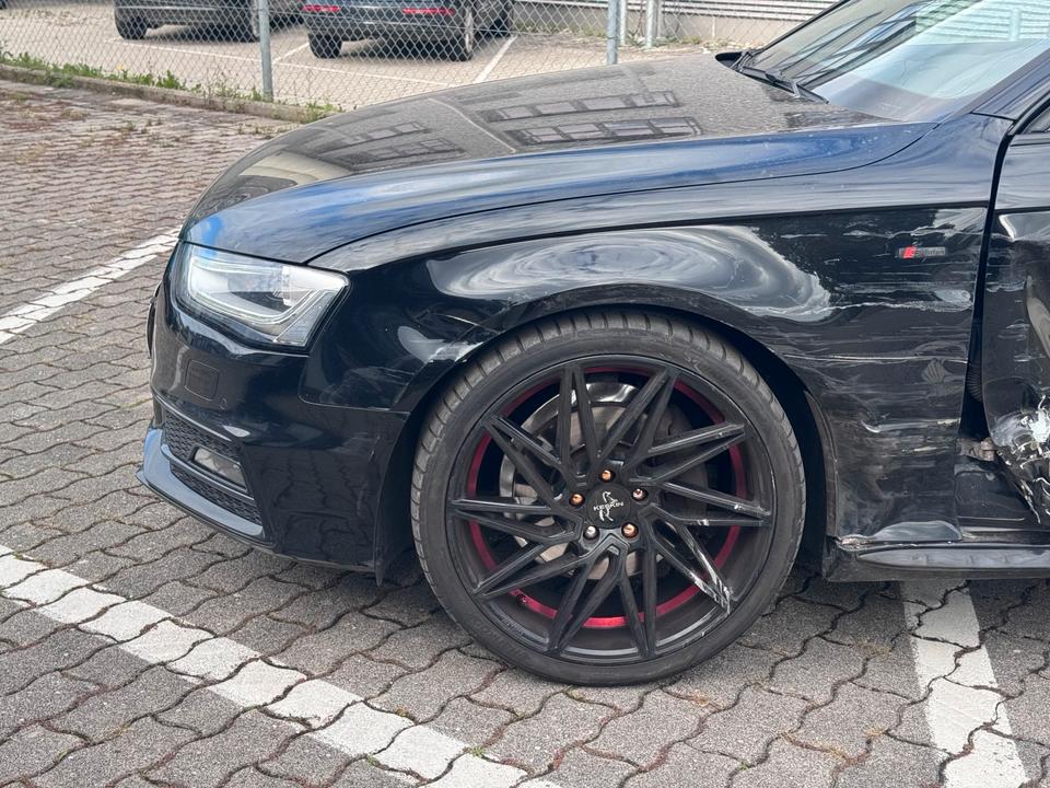 Audi A4 2014 — engine