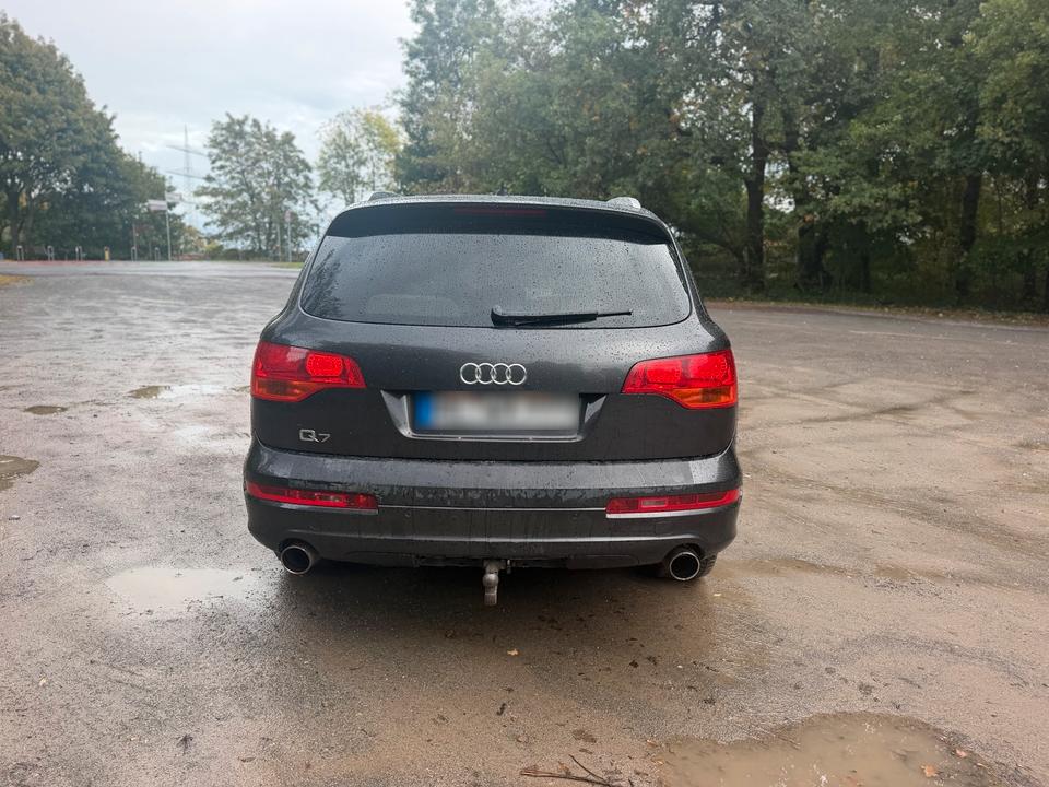 Audi Q7 2006 — engine