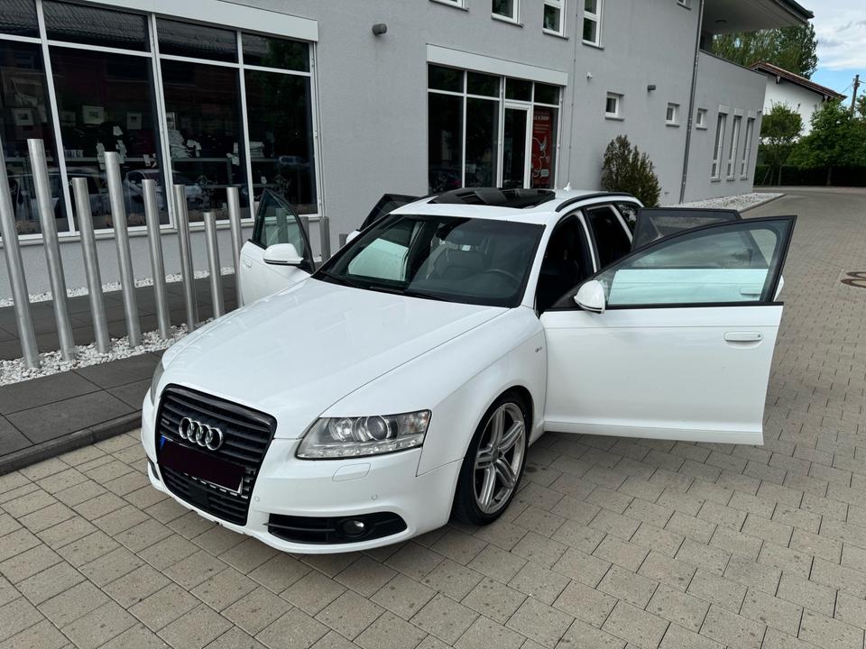 Audi A6 2011 — вигляд ззаду