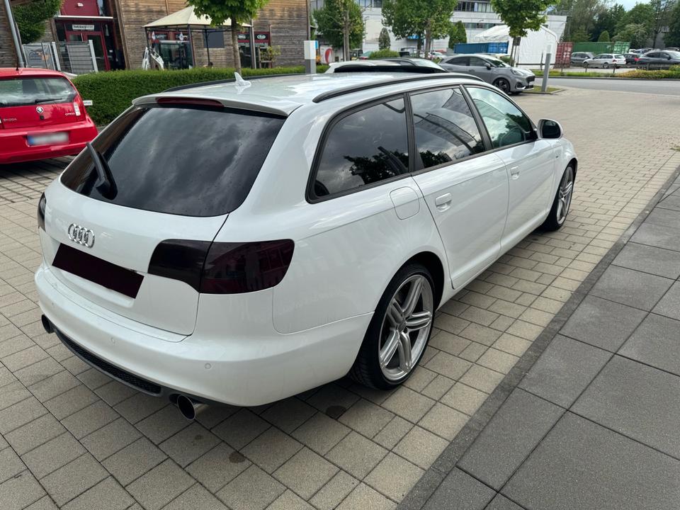 Audi A6 2011 — двигун