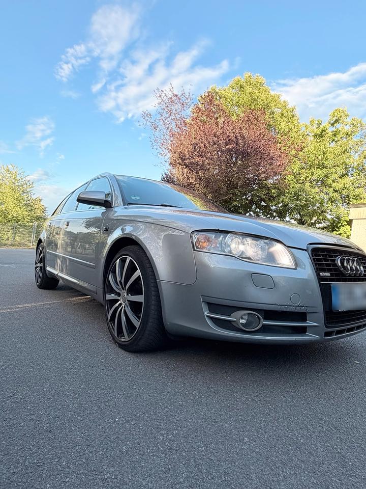 Audi A4 2005 — rear view