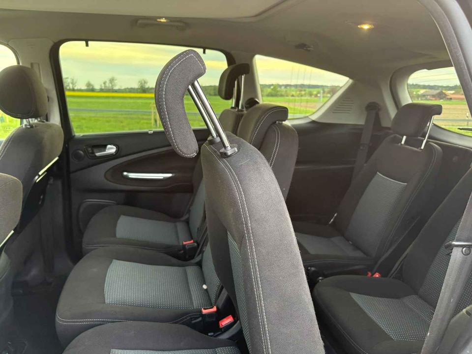 Ford S-Max 2014 — photo 10