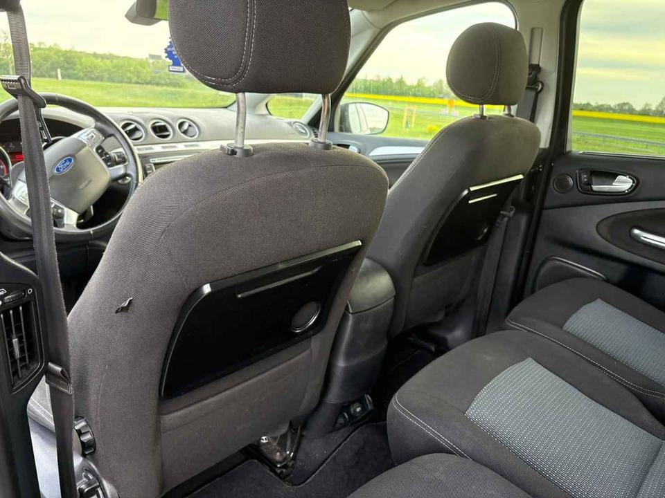 Ford S-Max 2014 — photo 12