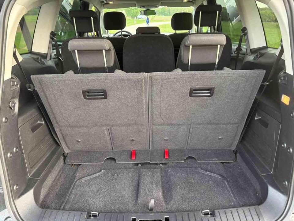 Ford S-Max 2014 — photo 14