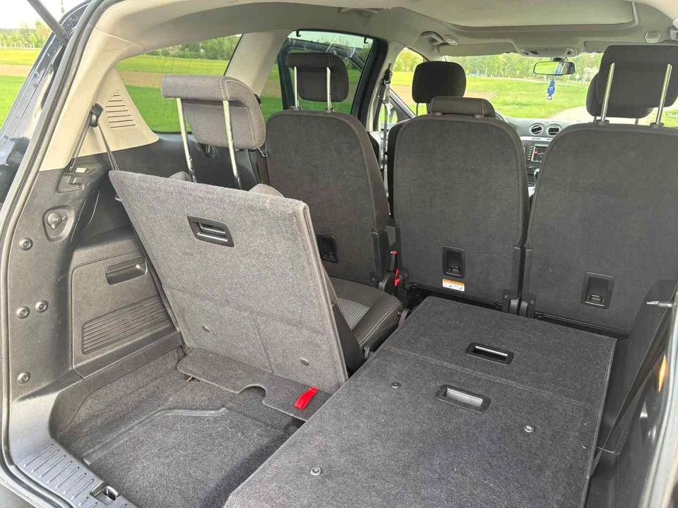 Ford S-Max 2014 — photo 17