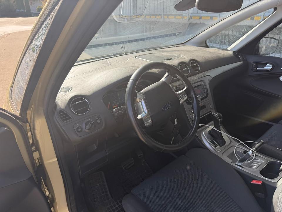 Ford S-Max 2008 — photo 7