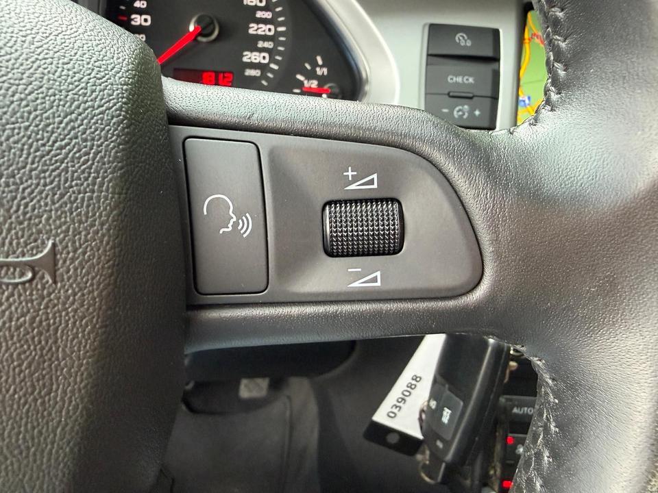 Audi A6 2009 — photo 19