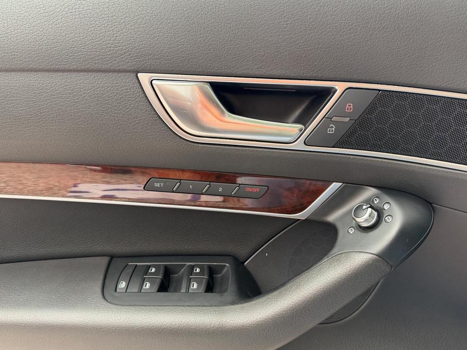 Audi A6 2009 — photo 25