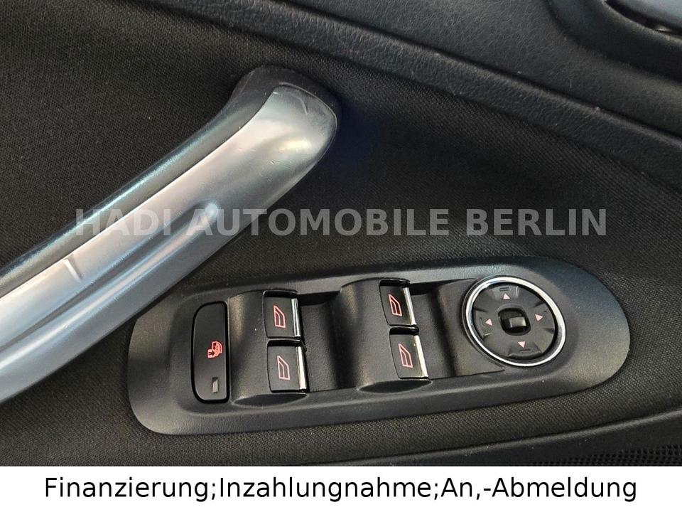 Ford S-Max 2011 — photo 20