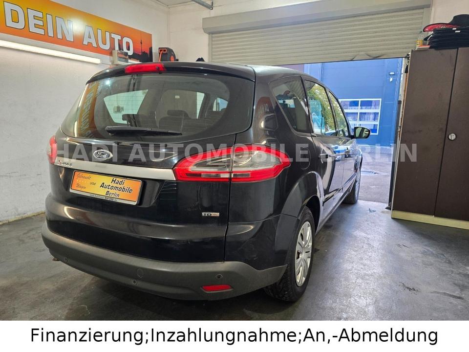 Ford S-Max 2011 — photo 5