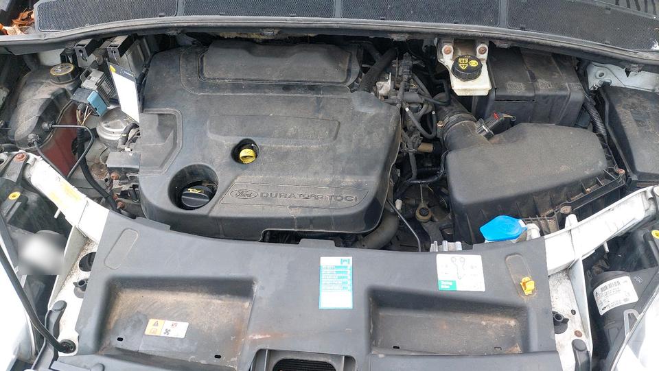 Ford S-Max 2013 — photo 8