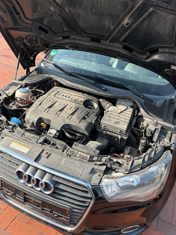Audi A1 2014 — photo 12