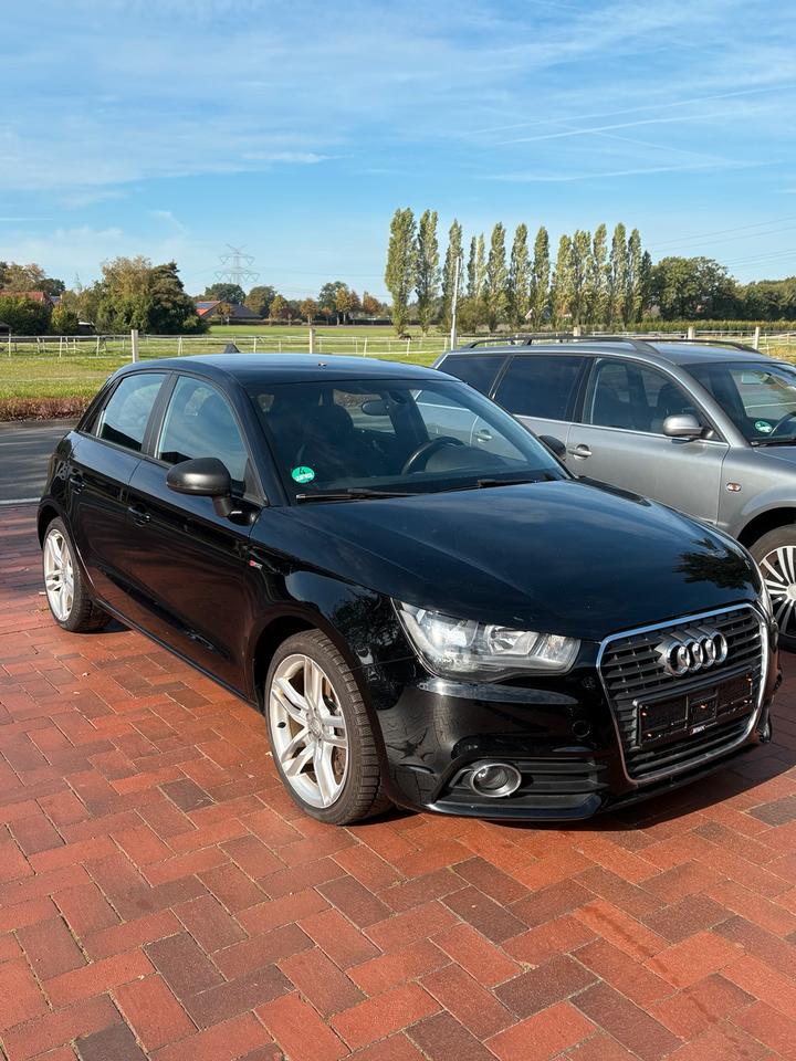 Audi A1 2014 — rear view