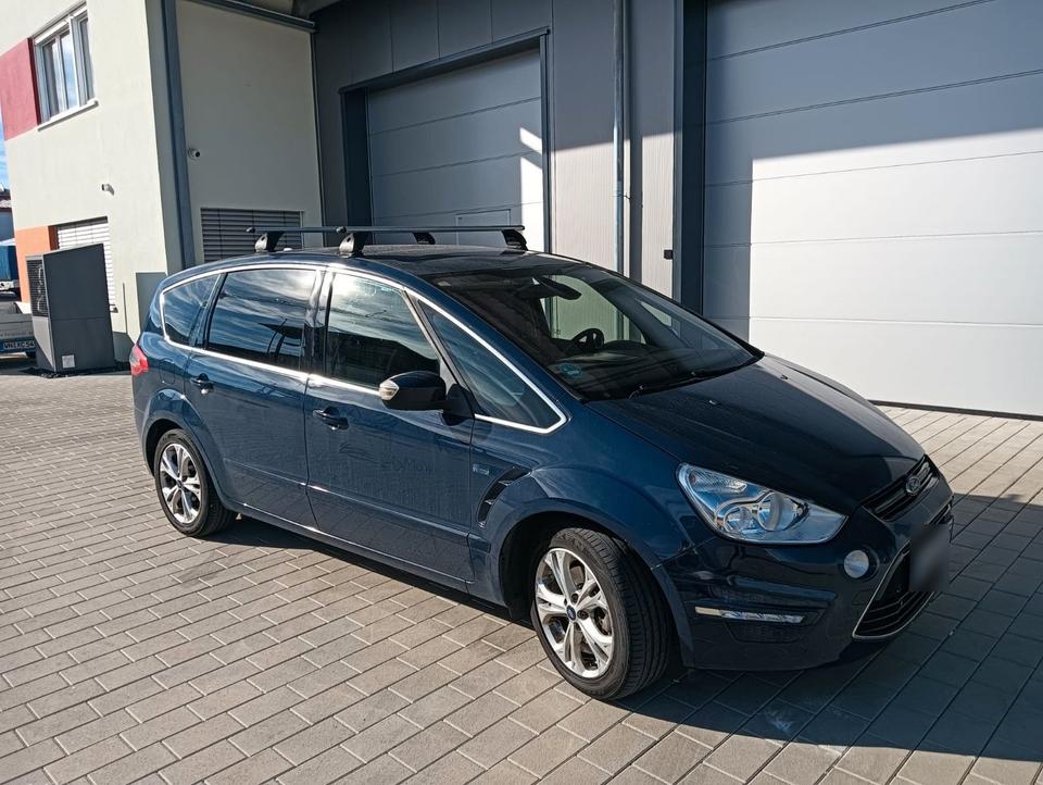 Ford S-Max 2013 — салон