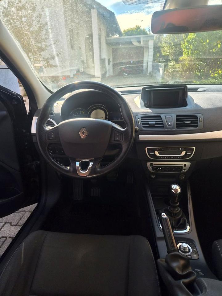 Renault Megane 2013 — photo 10