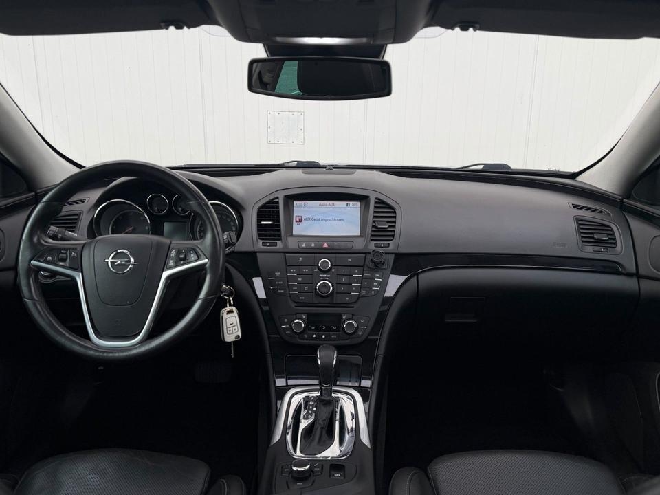 Opel Insignia 2009 — photo 13