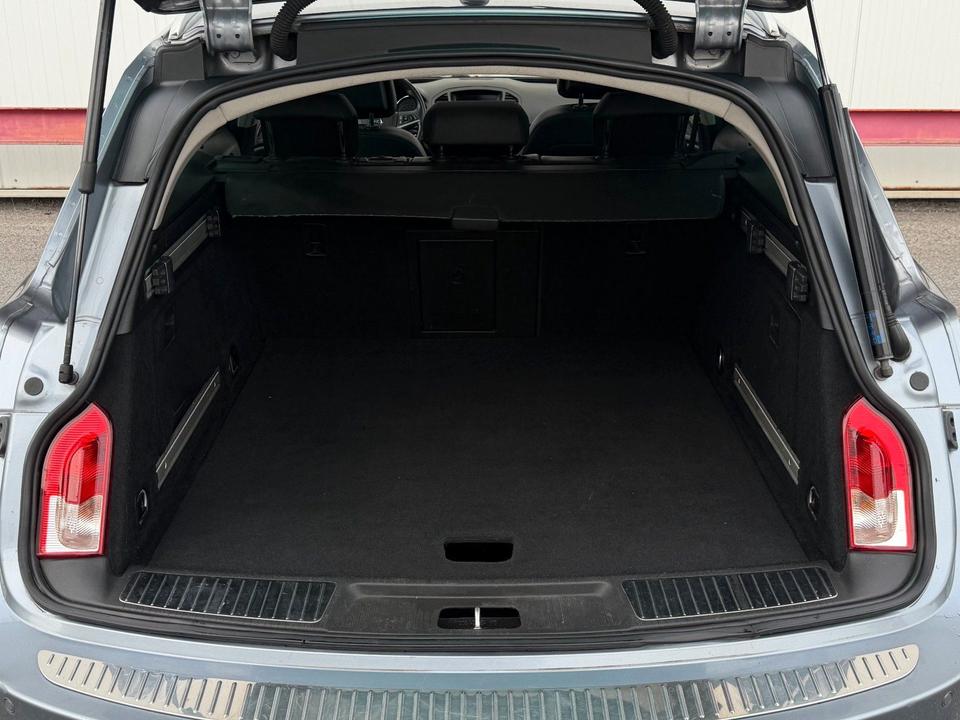 Opel Insignia 2009 — photo 24