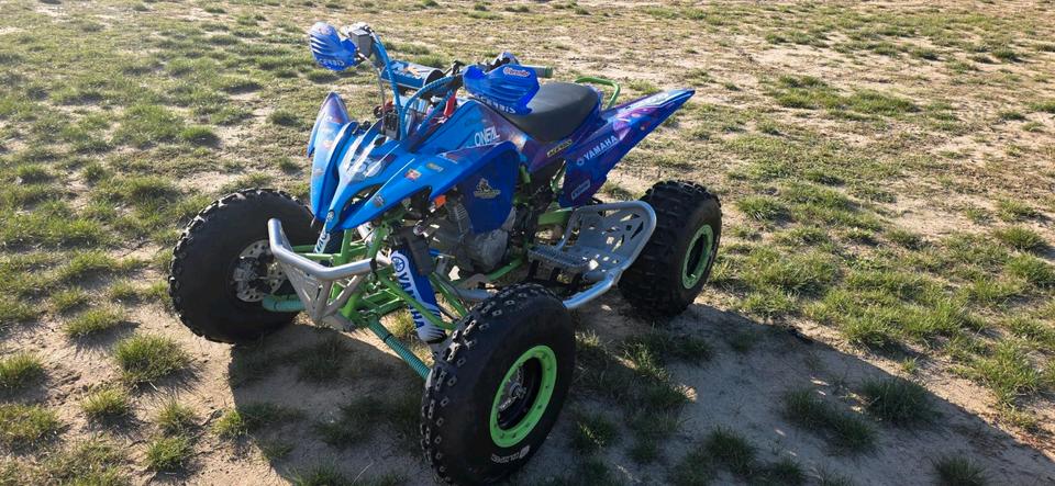 Yamaha YFM 250R Quad, Rennfertiger Umbau, Top gepflegt 2010 — photo 16