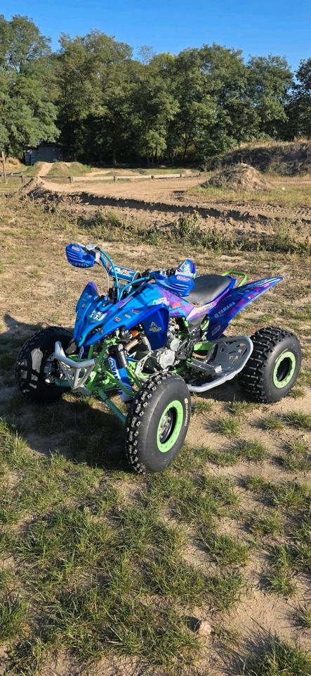 Yamaha YFM 250R Quad, Rennfertiger Umbau, Top gepflegt 2010 — interior