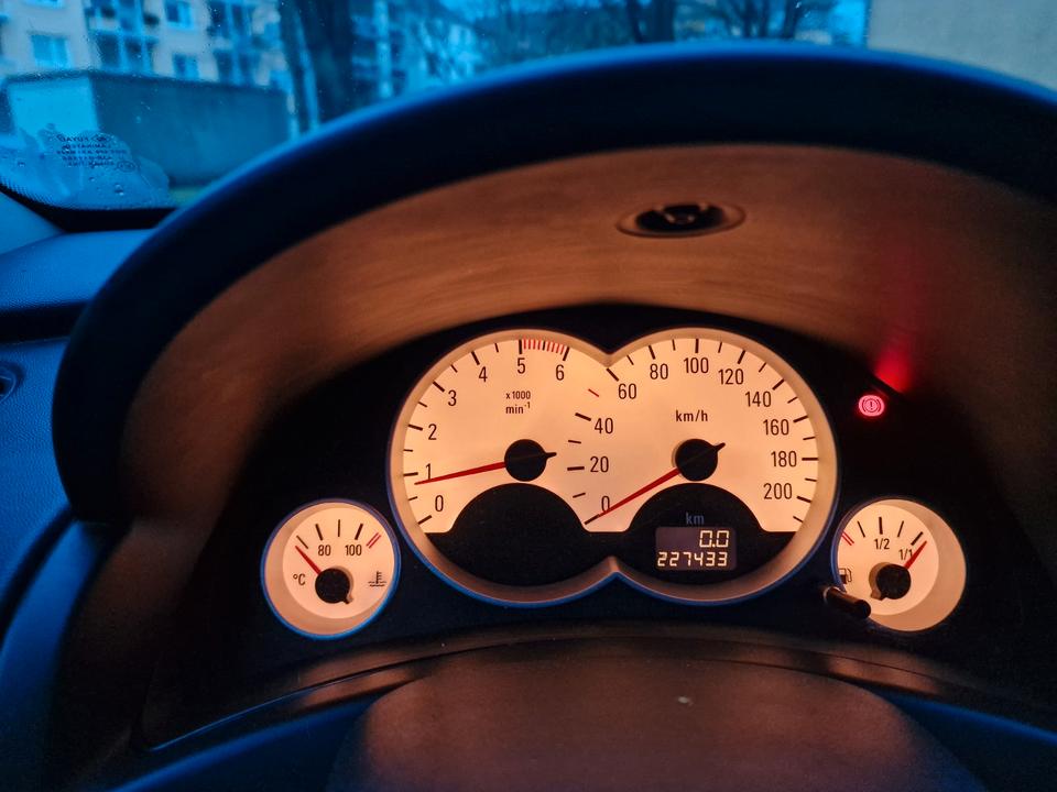 Opel Combo 2009 — вигляд ззаду