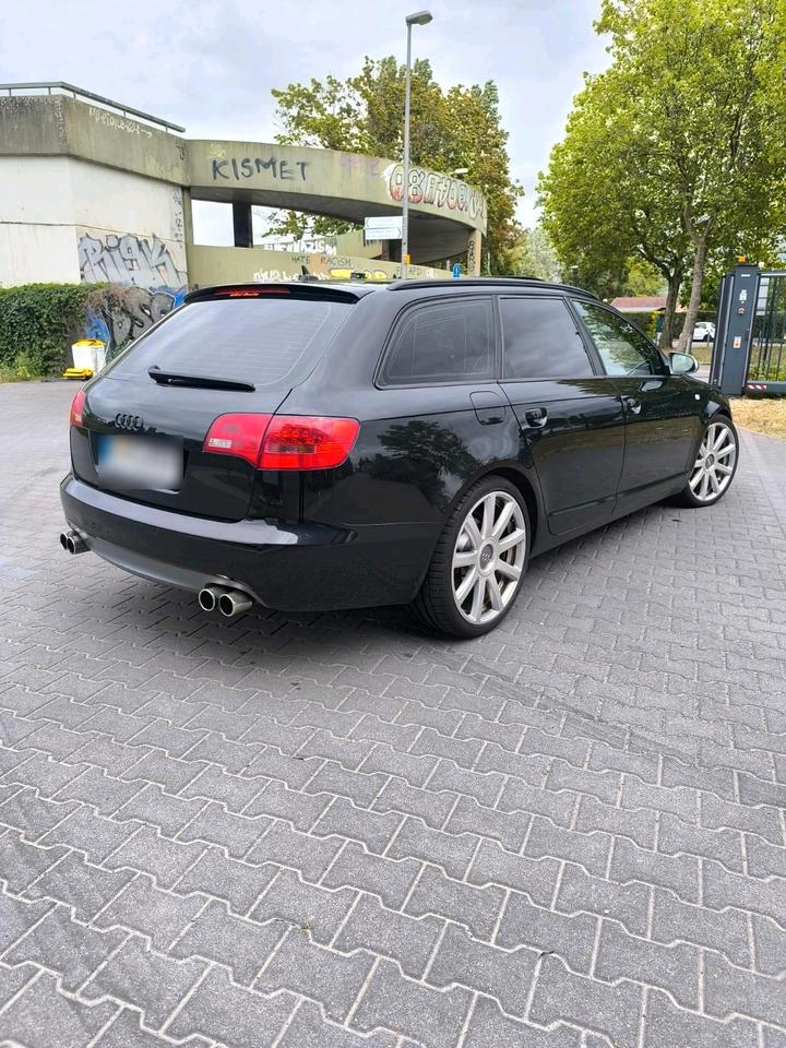 Audi A6 2006 — салон