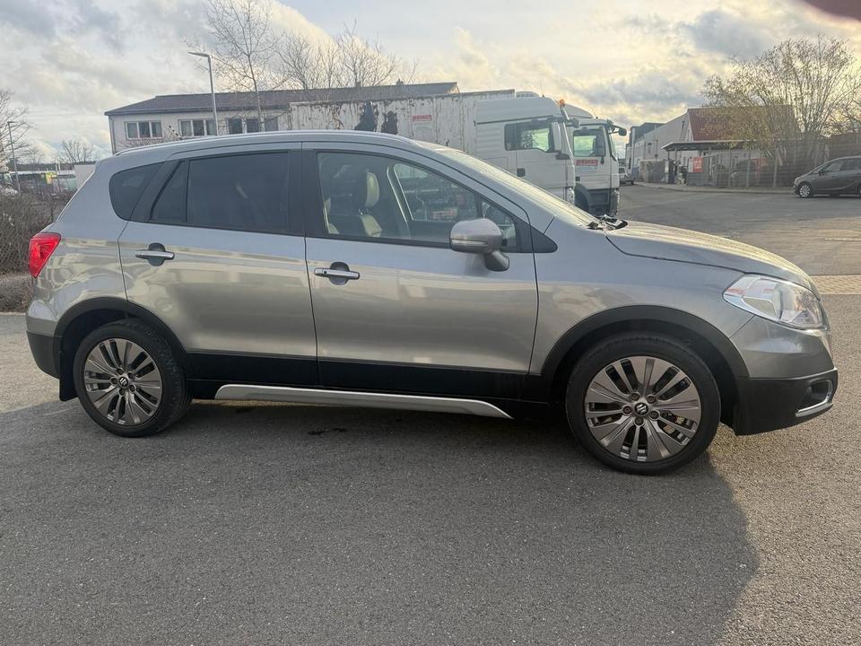 Suzuki SX4 S-Cross 2015 — photo 8