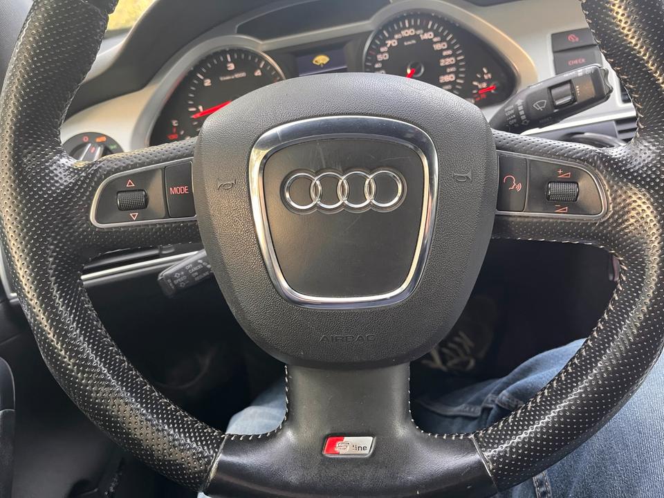 Audi A6 2009 — photo 8