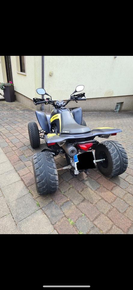 Kymco Maxxer 300 Super Moto 2015 — interior