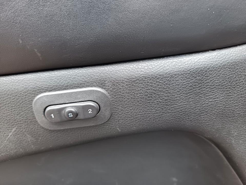 Jeep Grand Cherokee 2012 — photo 14