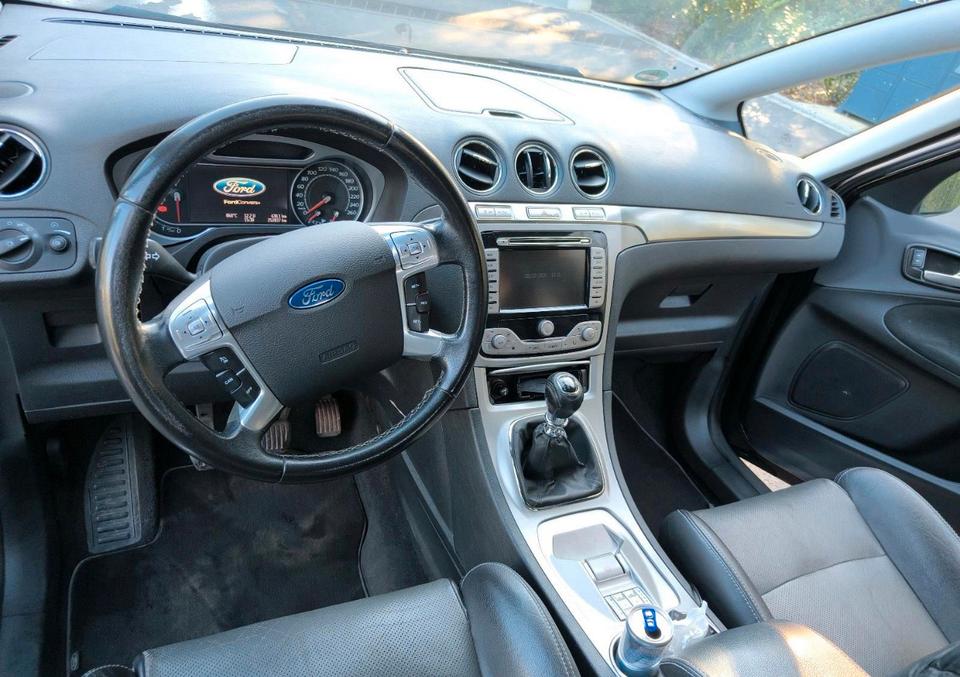 Ford S-Max 2008 — interior