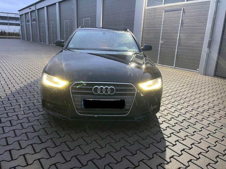 Audi A4 2012 — rear view