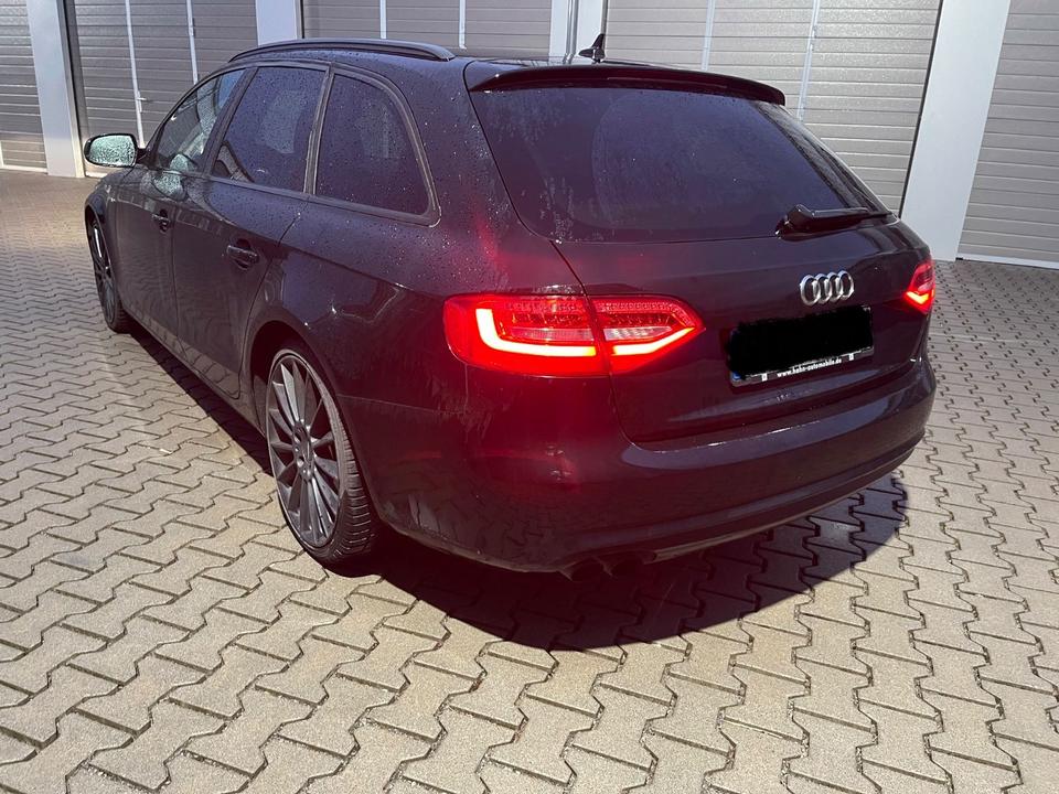 Audi A4 2012 — photo 6